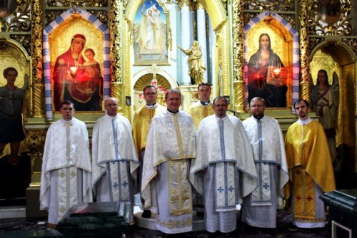 У Івано-Франківську завершилась Зустріч Голів Комісій УГКЦ у справах родини.(ФОТО)